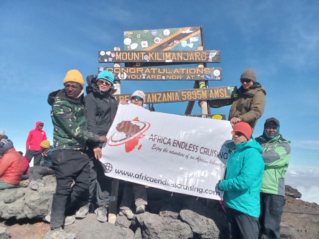 Kilimanjaro Lemosho Route signature trek